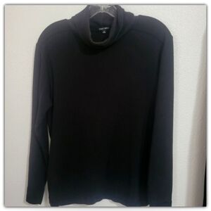 Free Bird turtleneck top size medium